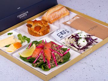 SAUMON GRAVELAX QUINOA CRUDITES