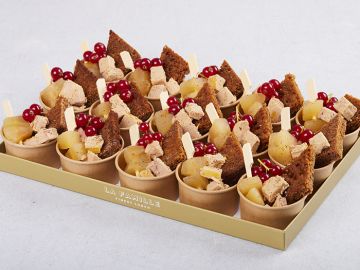 PETIT PLATEAU GRAZING CUPS FOIE GRAS - CHUTNEY EPICE
