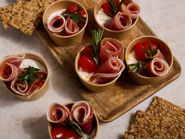 PETIT PLATEAU VERRINES STRACCIATELLA JAMBON