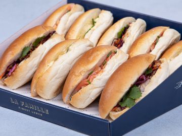 COFFRET PETITS SANDWICHS SAUMON-OEUF MIMO-TAO