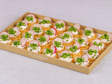 PETIT PLATEAU VG BLINIS FROMAGE FRAIS PETIT POIS